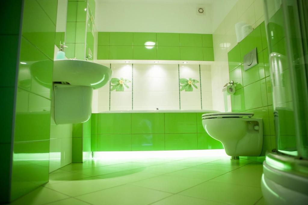ホテル Gosciniec Nad Goplem Grodztwo 部屋 写真
